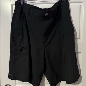 Columbia Men's Black Outdoor Shorts